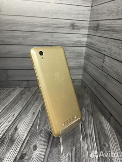 ZTE Blade X3