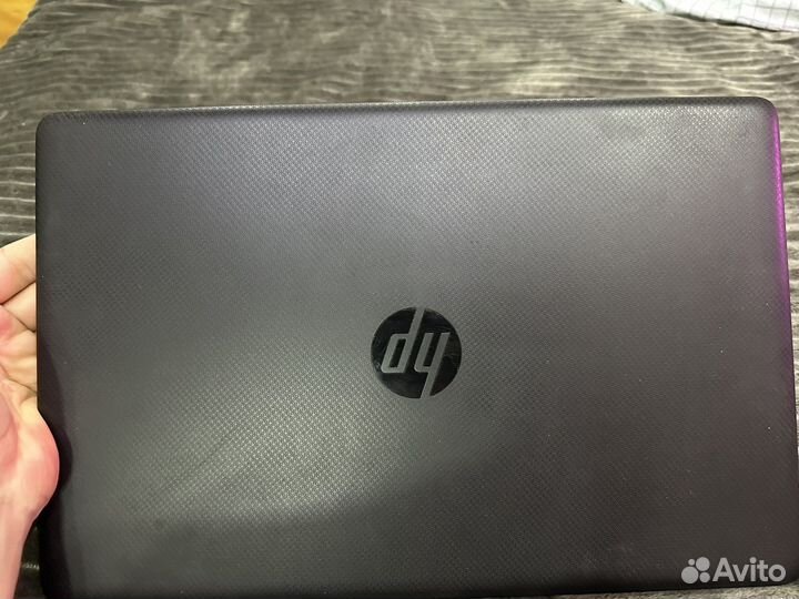 Ноутбук hp15-da3017ur