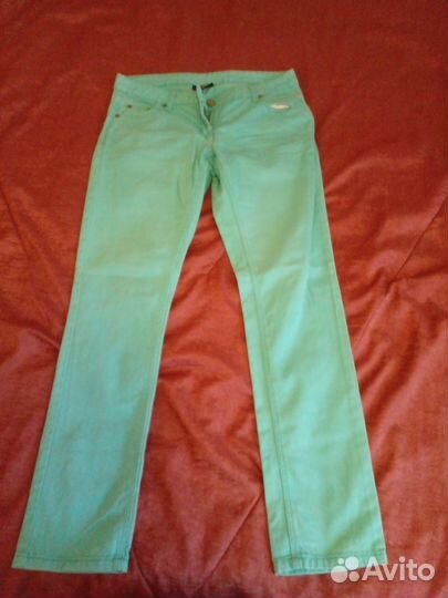 Джинсы женские