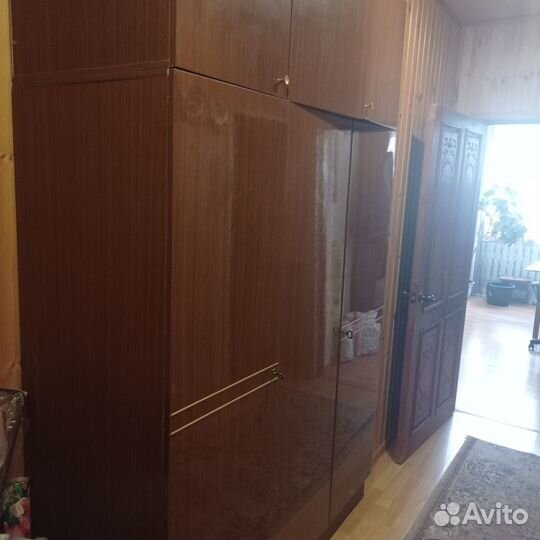 Шкаф трехстворчатый бу