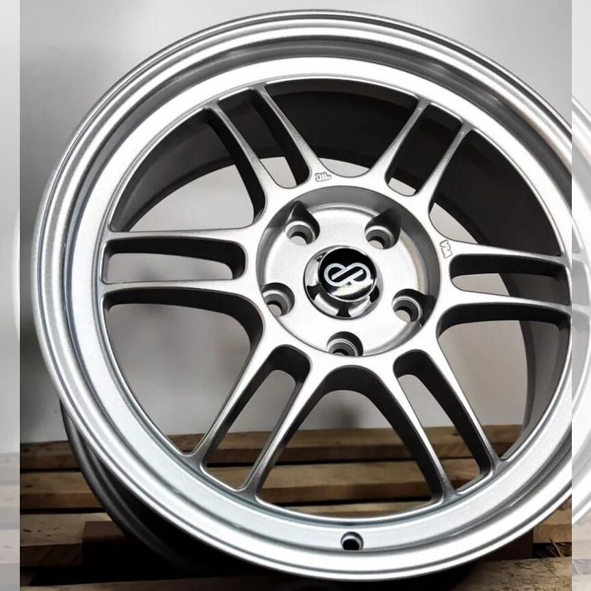 Литые диски Enkei RPF1 8×R17 5×100