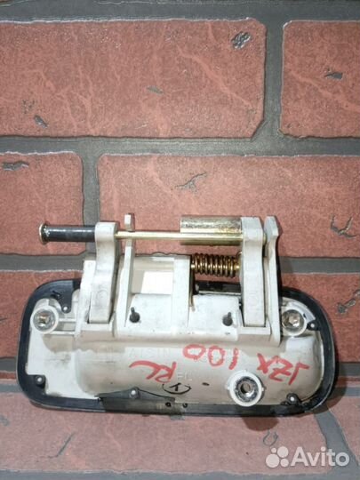 Ручка двери внешняя toyota chaser JZX100 1JZ-GE RR/LH