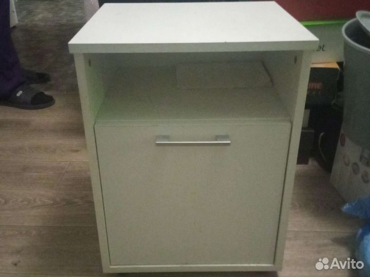 Тумба прикроватная белая бу