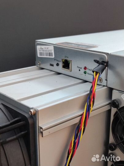 Asic майнер Bitmain Antminer S19