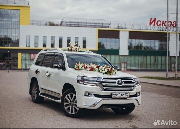 Автомобиль на свадьбу