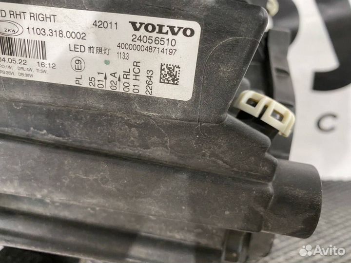 Фара правая Volvo FH5 24056510