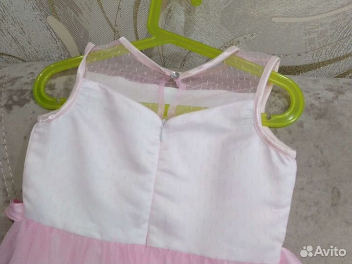 Нарядное платье для девочки 122 128