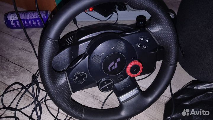 Игровой руль logitech driving force gt