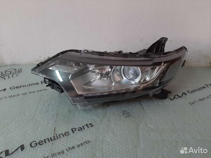 Фара левая Mitsubishi Outlander 3 Оригинал