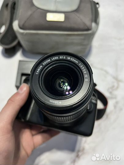 Зеркальный фотоаппарат Canon 1100D + обьектив
