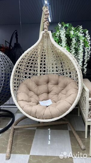 Садовая качеля кокон