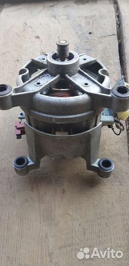 Двигататель стиральной машины Ardo