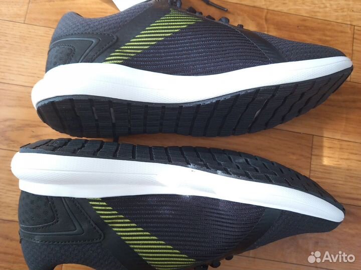 Кроссовки Reebok Driftium