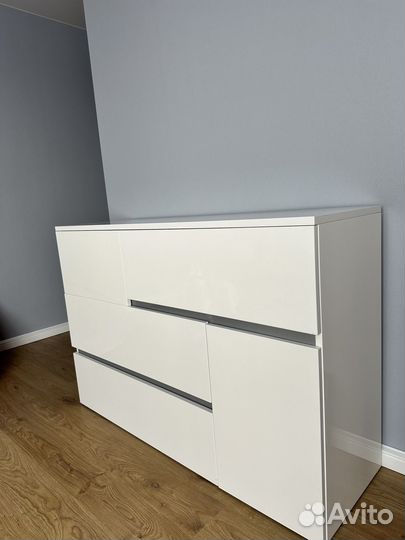 Комод белый