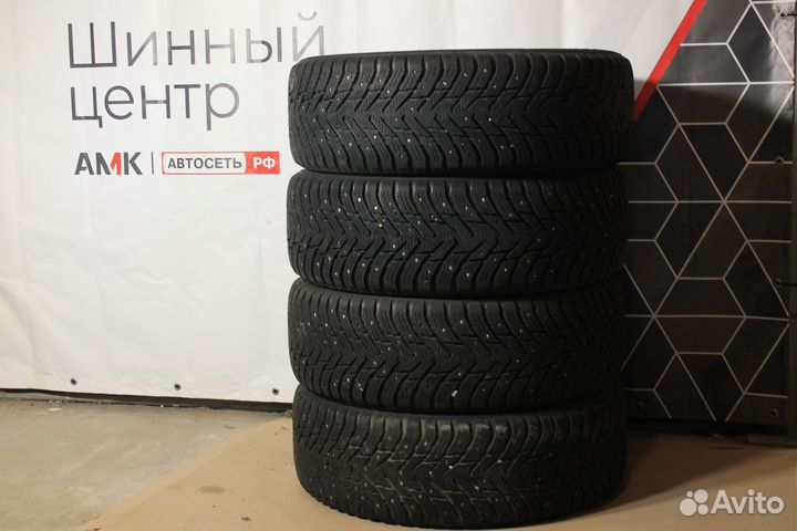Nokian Tyres Hakkapeliitta 8 SUV 215/65 R16