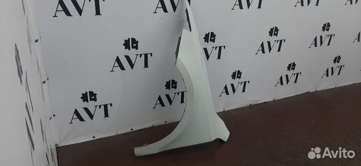 Крыло переднее левое Skoda Superb