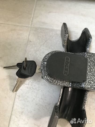 Противоугонный замок на руль solex