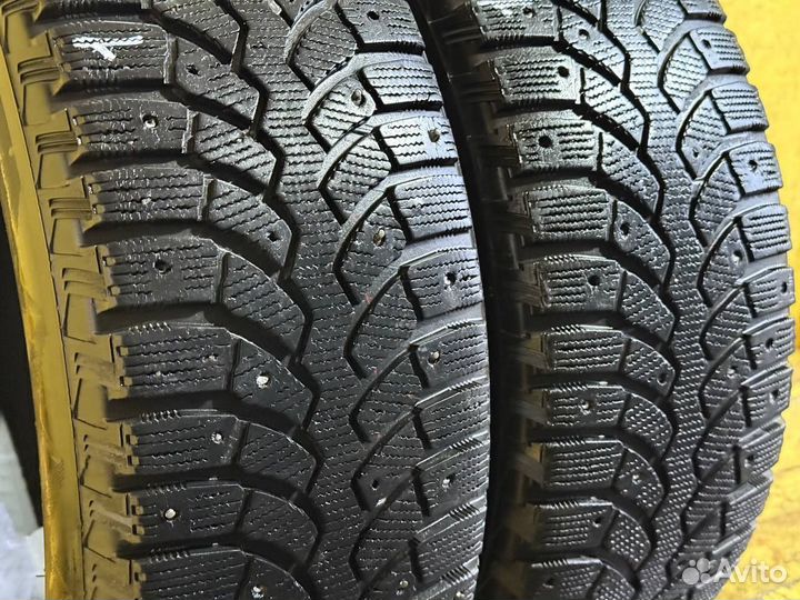 Bridgestone Blizzak Spike-01 205/60 R16 92T