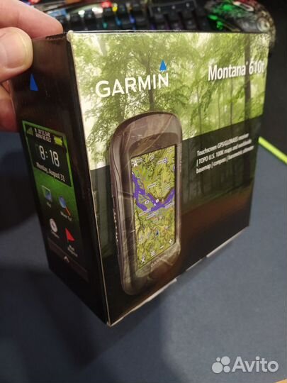 Универсальный навигатор Garmin Montana 610t Camo