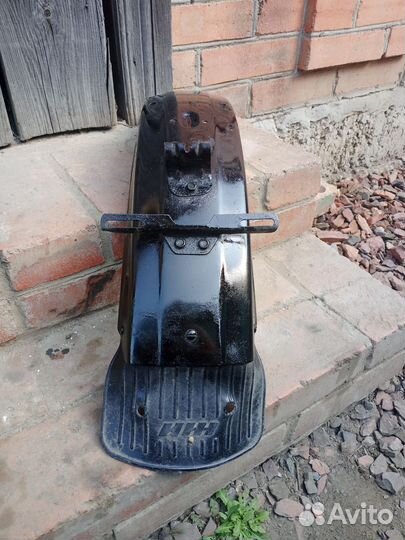 Подкрылок иж