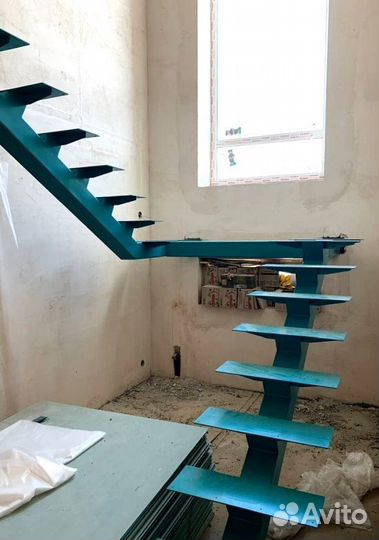 Лестница в коттедж