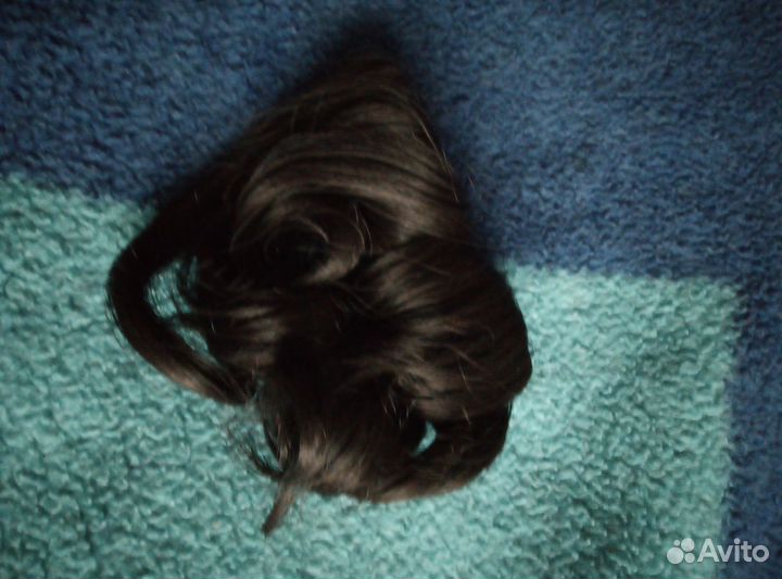 Волосы на заколках