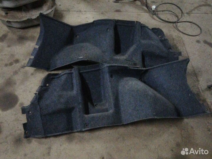 Обшивка багажника Mitsubishi Lancer 9