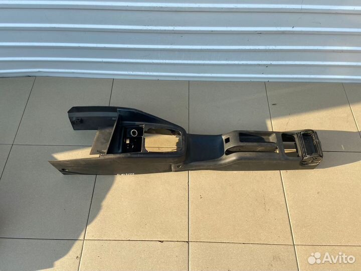 Тоннель пола Volkswagen Golf 4