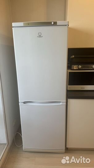 Холодильник Indesit SB16730 Б/У