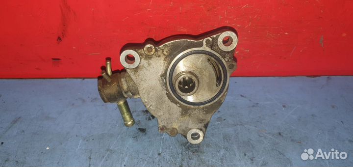 Вакуумный насос Nissan ZD30