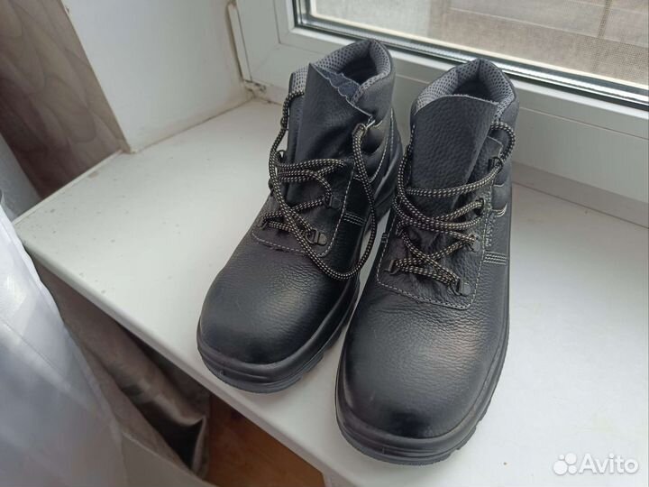 Ботинки рабочие 43 размер