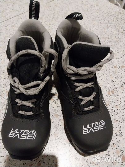 Лыжные ботинки