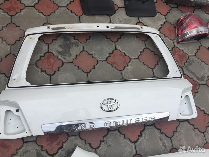 Toyota land cruiser 200 комплект