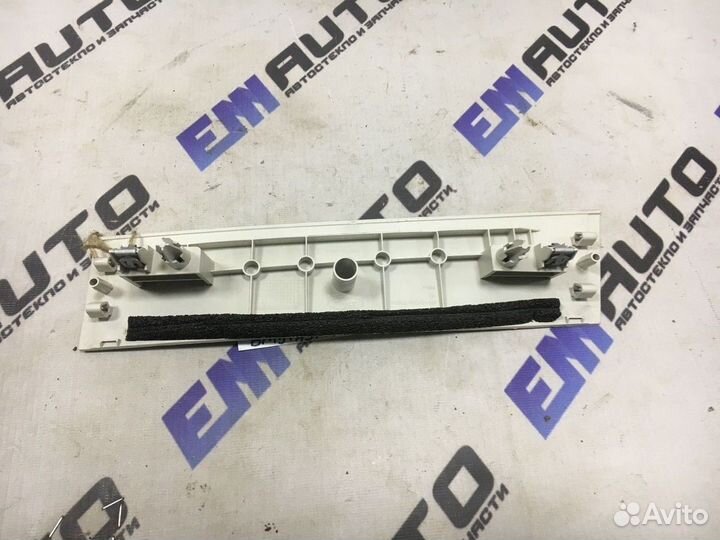 Накладка стойки задняя правая Форд Фокус 3