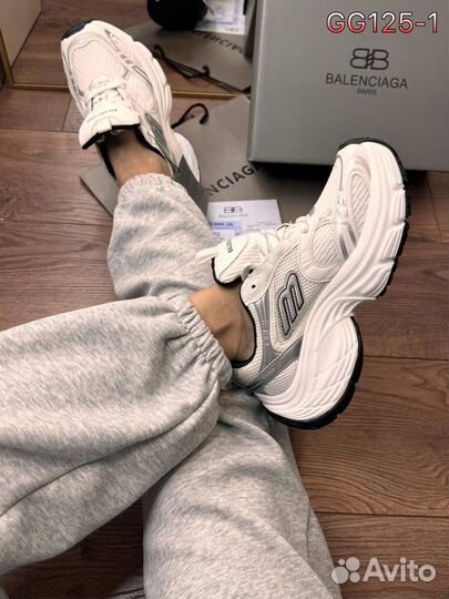 Кроссовки женские balenciaga