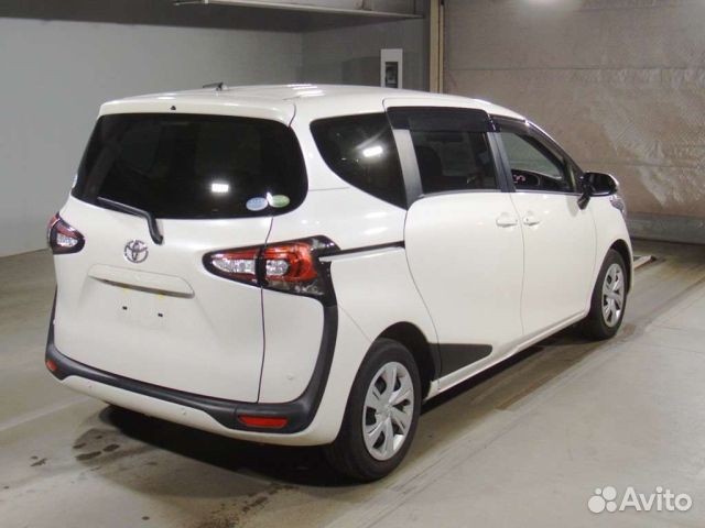 Toyota Sienta 1.5 CVT, 2020, 27 000 км