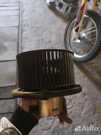 Моторчик печки калина 1