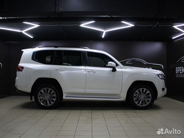 Toyota Land Cruiser 3.3 AT, 2023, 55 км