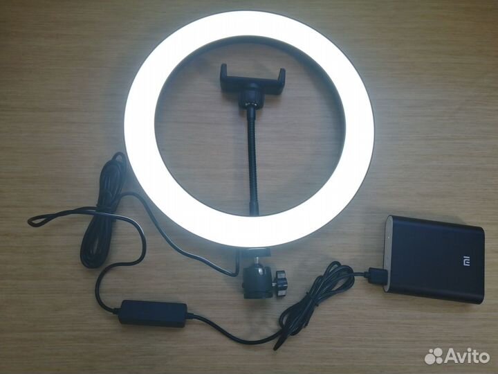 Лампа кольцевая RK40