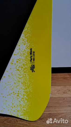Сноуборд Bataleon party wave
