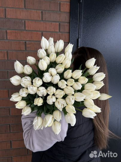 Букет из тюльпанов к 8 марта розница