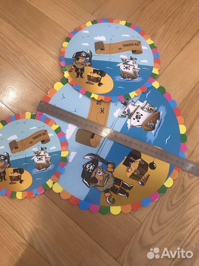 Трёхъярусная подставка для сладких угощений