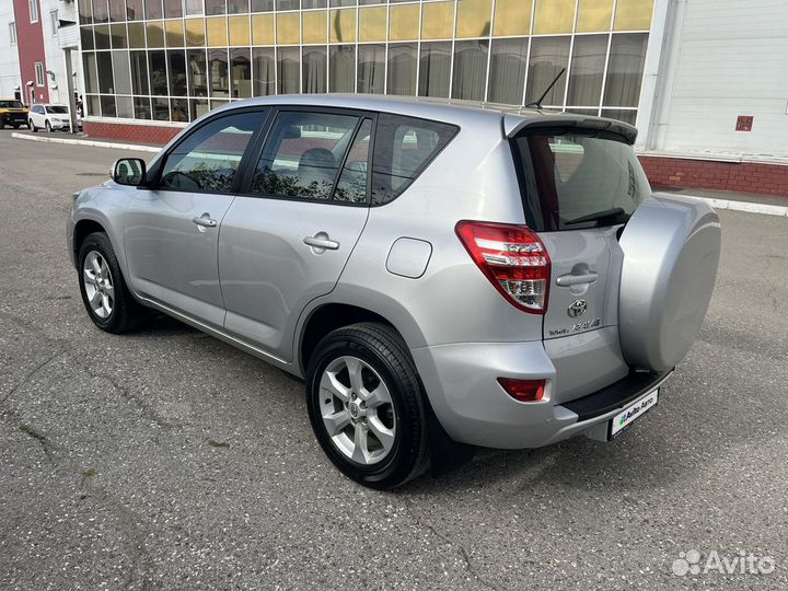 Toyota RAV4 2.0 CVT, 2010, 187 000 км