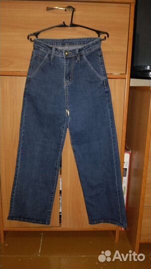 Джинсы