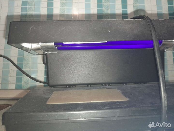 Детектор банкнот