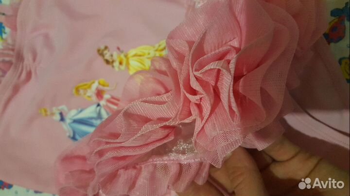 Продаются купальник и принадлежности для плавания