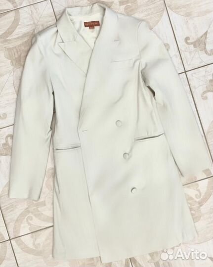 Платье пиджак 44 беж