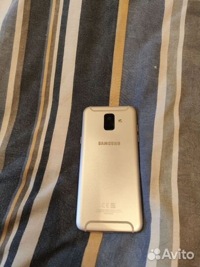 Samsung Galaxy A6, 3/32 ГБ