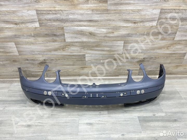 Бампер передний Volkswagen Polo 4 (2001-2005)