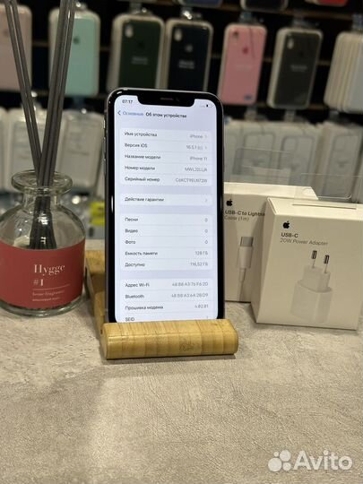 iPhone 11, 64 ГБ